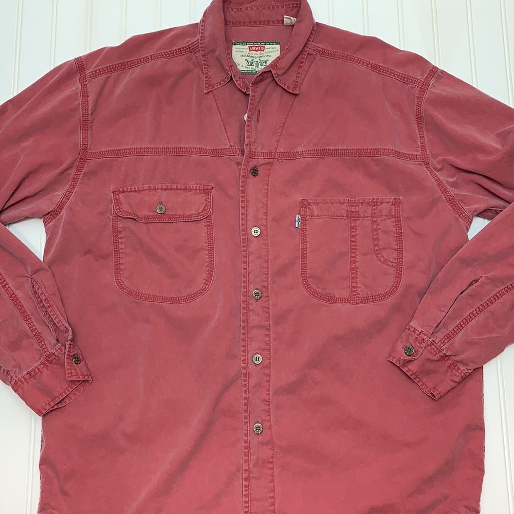 Levi’s Red long sleeve button front work shirt M